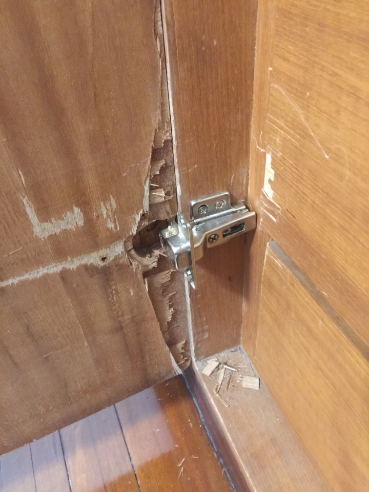 衣櫥門板德式絞鍊更換