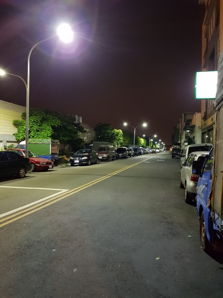 S8紫灰開箱測試 - 與HTC U Ultra比較 : 螢幕、拍照、效能、操作等詳測心得(5/1更新訊號、網速和影片測試)