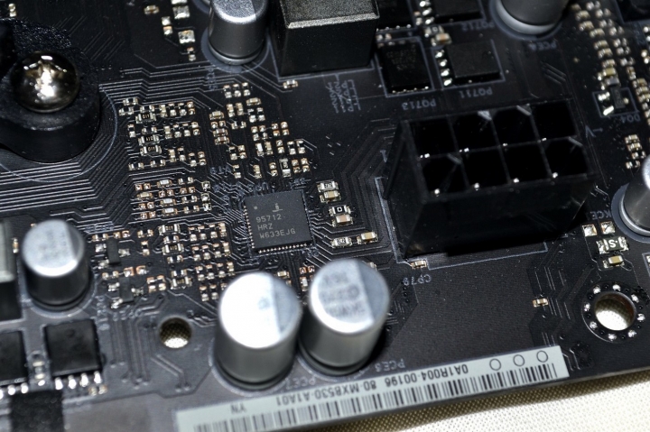 中階晶片組也能輕鬆超頻 ASROCK Fatal1ty AB350 Gaming K4 +Ryzen7 開箱簡測