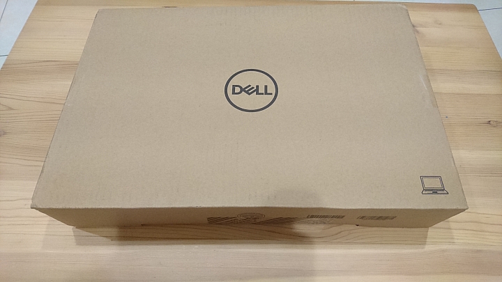 [開箱] Dell 日規 XPS13 9360 <圖多>