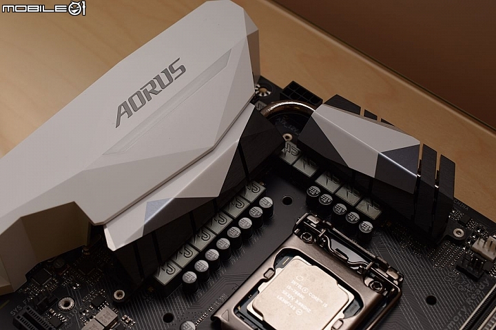 [開箱] 技嘉 AORUS 電競 Z270X-GAMING 7 & Optane測試