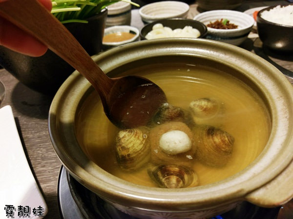 必吃!南投埔里不靠海【日高鍋物】的超肥美"海鮮鍋物""伊比利豬肉火鍋"雙人海陸套餐