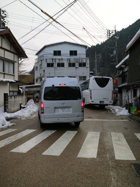 日本岡山: 在水壩前男女混浴吧XD 排名no.1的露天溫泉--湯原溫泉