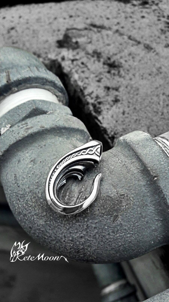 Legio Made-LMP62 Celtic Knot & Hook
