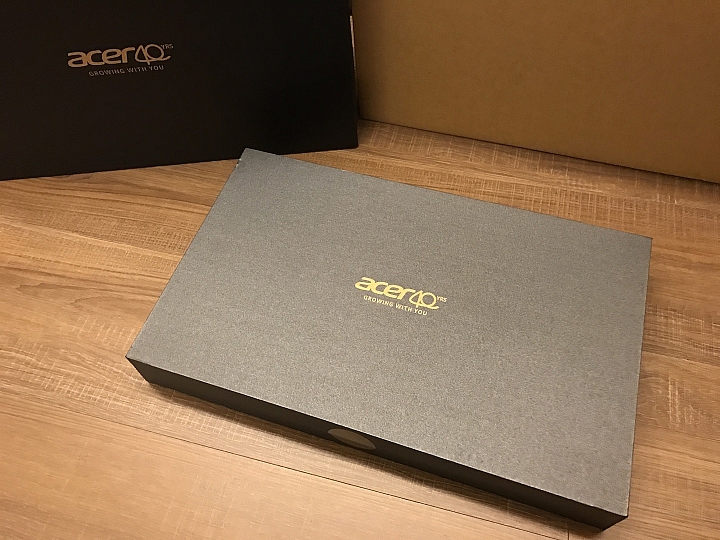 [開箱分享] 40 週年版 ACER Aspire V3-372-714K