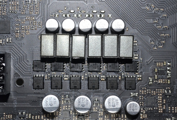 中階晶片組也能輕鬆超頻 ASROCK Fatal1ty AB350 Gaming K4 +Ryzen7 開箱簡測