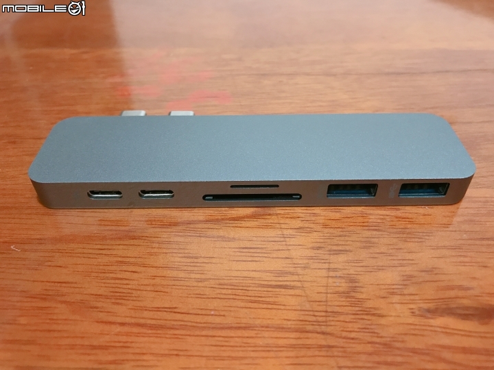 「開箱圖多」HyperDrive Thunderbolt 3 USB-C HUB for MacBook Pro
