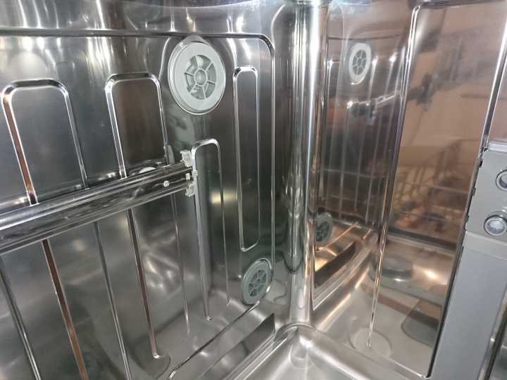 請問有人用過SVAGO洗碗機嗎? 型號MW7709