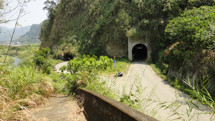 「神鵝瞎旅」之 鄉道投6線，草屯自行車道-九九峰支線+石灼支線（上）