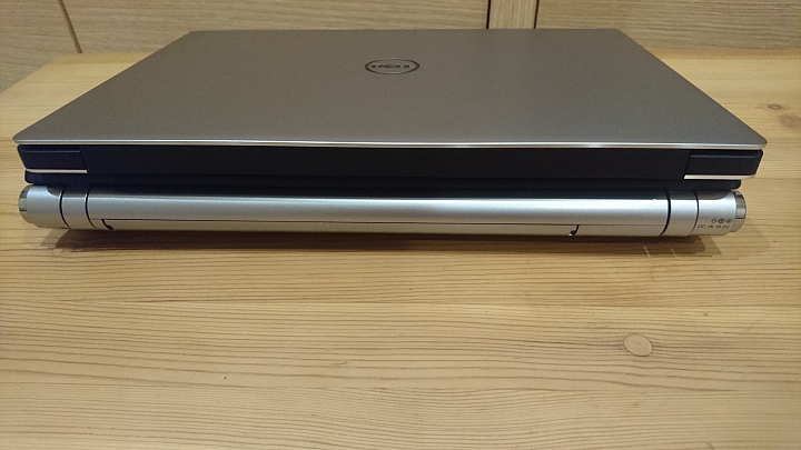 [開箱] Dell 日規 XPS13 9360 <圖多>