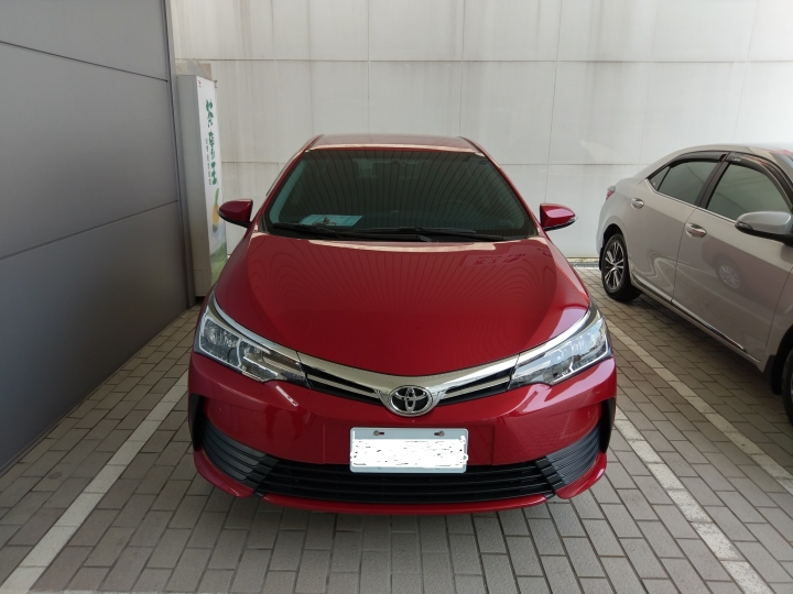 2017 Altis 雅緻版 紅色開箱 圖少