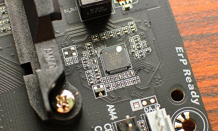 Ryzen5 1400+AORUS AX370 GAMING K7，更新BIOS後效能更強悍