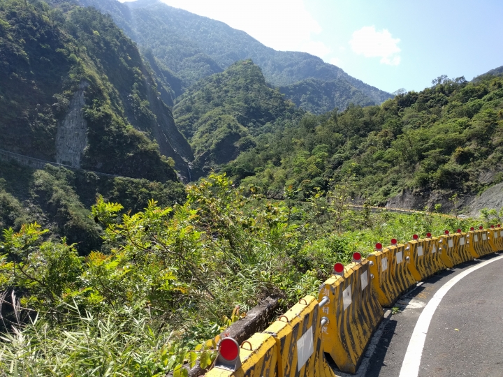 屏東經典爬坡路線，神山霧台吃愛玉