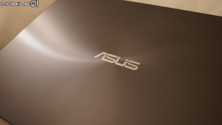 ASUS Zenbook UX430UQ石英 灰 1.25公斤Core i+ 940MX的14吋筆電