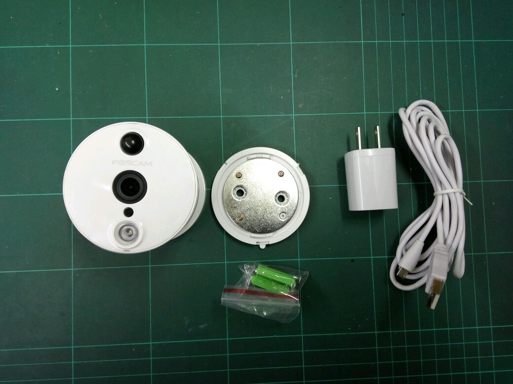 [開箱] FOSCAM C2 室內用IP攝影機
