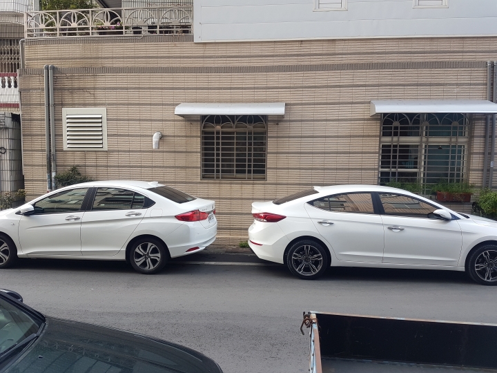 Hyundai Super Elantra 1.6汽油 開箱(新增一年變化)