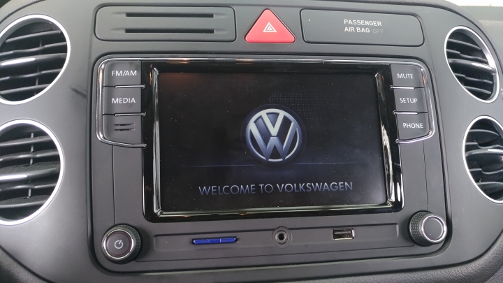 （更新韌體，全面支援Android Auto及carplay)VW(大眾) RCD330 6.5吋觸控車機高性價比的使用心得