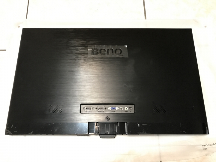 [開箱] BENQ EW2775ZH 電腦螢幕開箱