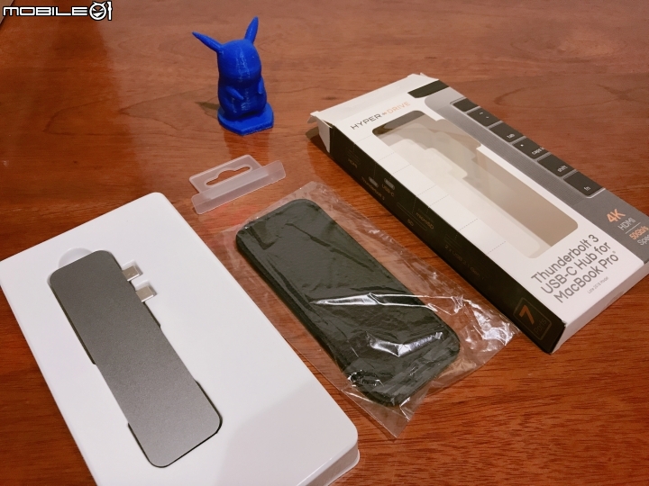 「開箱圖多」HyperDrive Thunderbolt 3 USB-C HUB for MacBook Pro