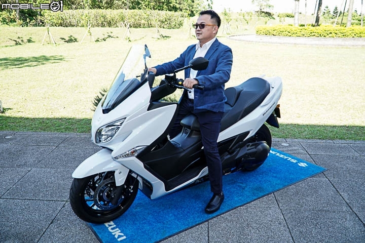 400級距日製新血 2017 SUZUKI Burgman 400 ABS 簡單賞車介紹