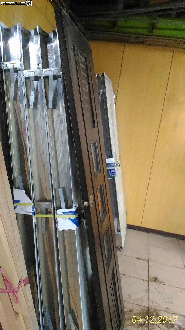 [室內浴廁門框選擇] 塑鋼 vs 不鏽鋼