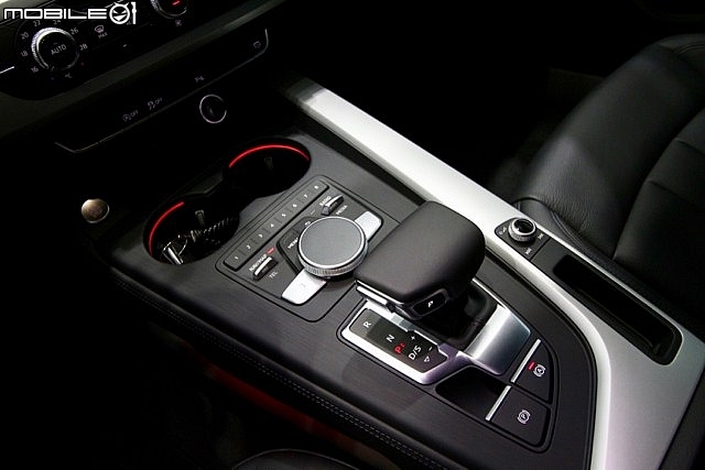 Audi A4 Avant 旅行車 30 TFSI 開箱分享