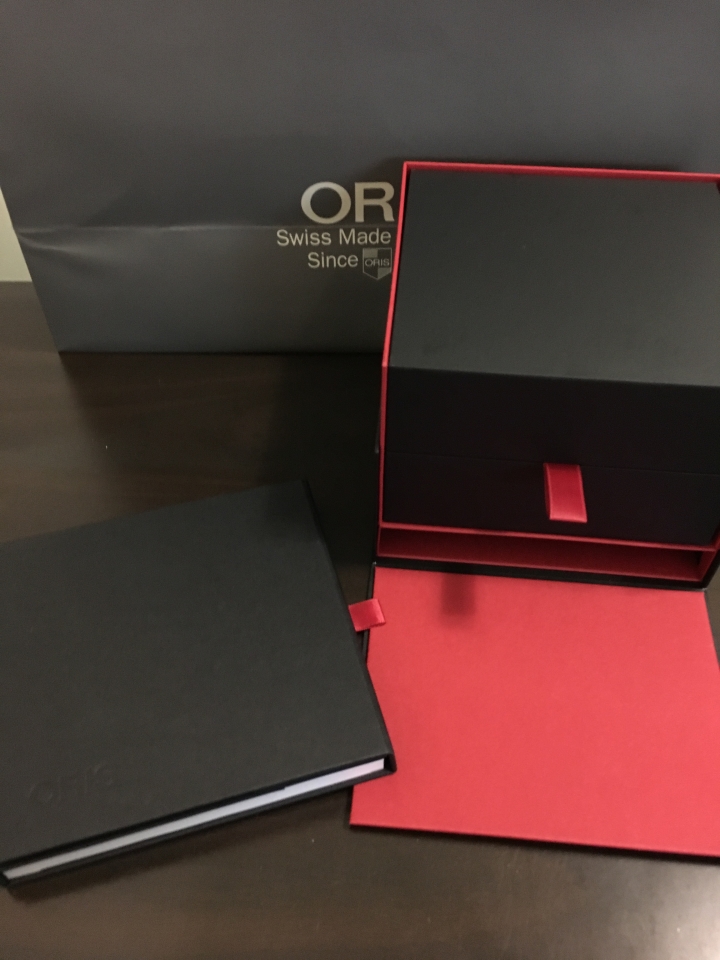 【開箱&DIY更換電池】ORIS Aquis 藍 & G-SHOCK ga100 (圖多文更多)