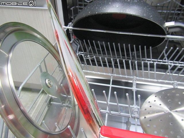 Boach Serie8 的 SMS88MI01X洗碗機