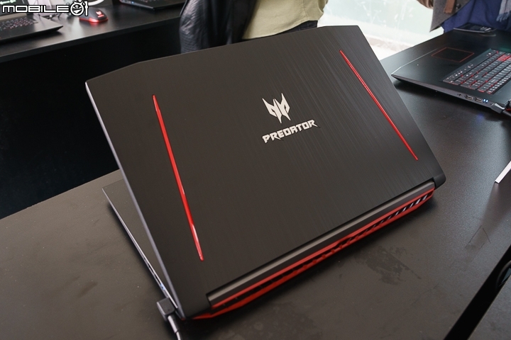 拓展電競市場 Acer Predator Triton 700 輕薄電競厚度僅 1.89cm