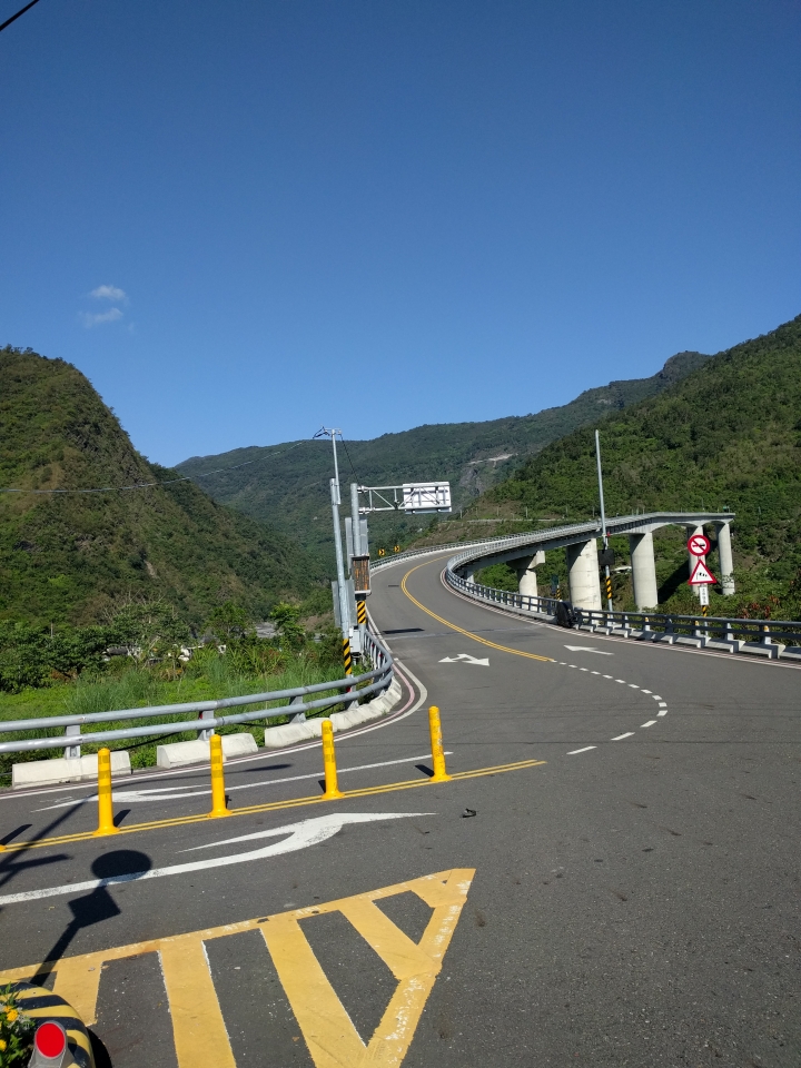 屏東經典爬坡路線，神山霧台吃愛玉