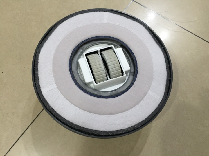[開箱] i'SENSE 乾濕兩用Catch Mop拖地機器人(HAF-HC200WH)