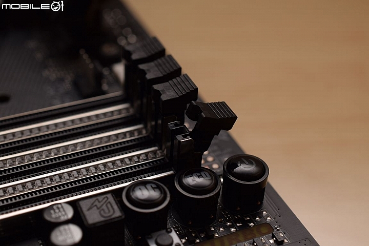 [開箱] 技嘉 AORUS 電競 Z270X-GAMING 7 & Optane測試