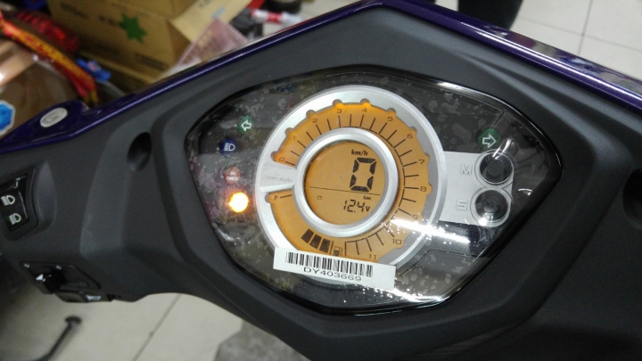 Z1 ATTILA 125 紫色開箱