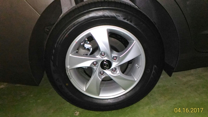 Super Elantra 1.6 汽油版功能外觀差異