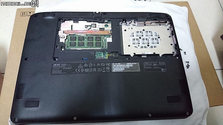 [簡易開箱]ES1-132-C3M5