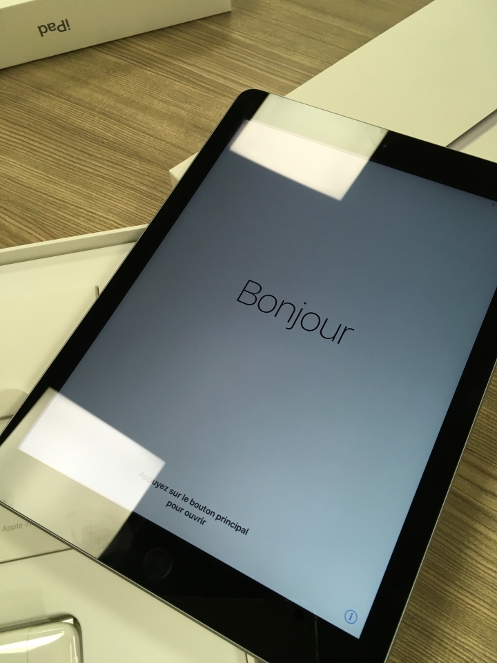 iPad 2017 太空灰開箱文