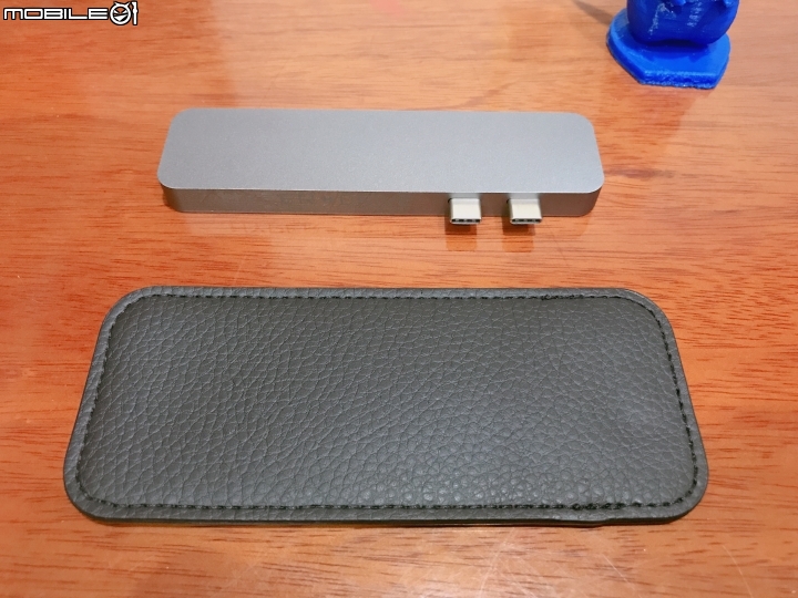 「開箱圖多」HyperDrive Thunderbolt 3 USB-C HUB for MacBook Pro