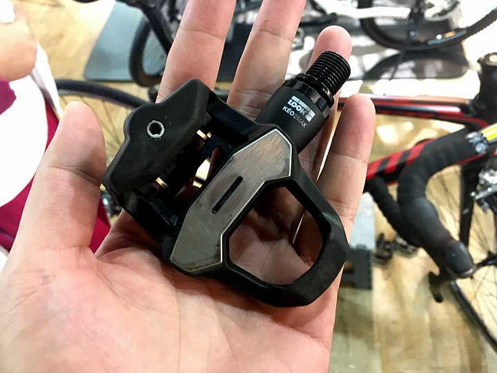 xds  X-B67 喜德盛碳纖維車架 & 自組公路車感想