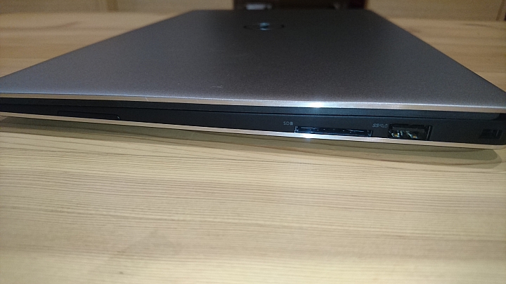 [開箱] Dell 日規 XPS13 9360 <圖多>