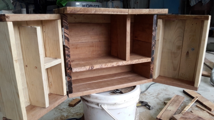 窮人版假掰廚房餐具收納箱DIY