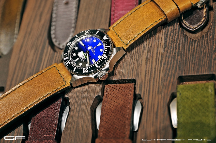 當Rolex 116660 DeepSea 遇上手工訂製皮錶帶 = ?