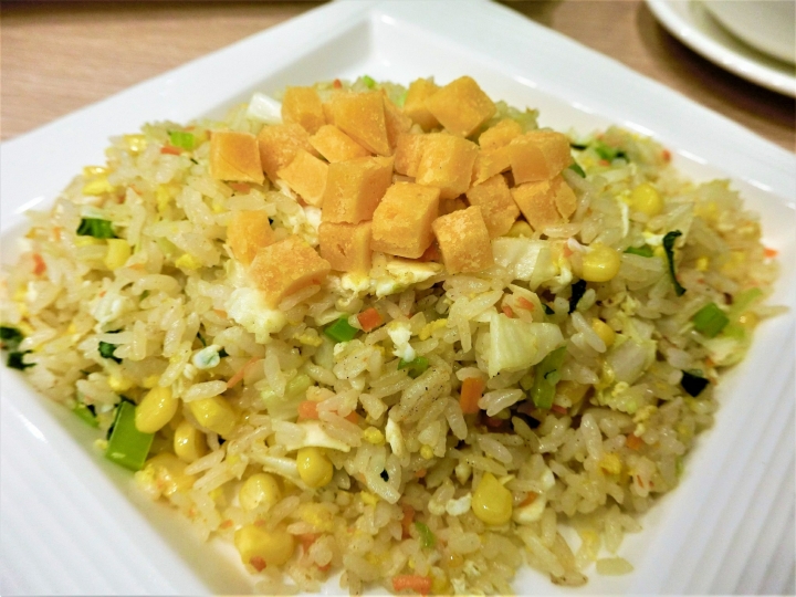 [食記] 高雄素食新選擇 (蔬坊)
