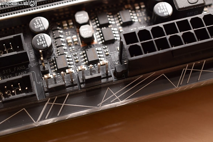 [開箱] 技嘉 AORUS 電競 Z270X-GAMING 7 & Optane測試