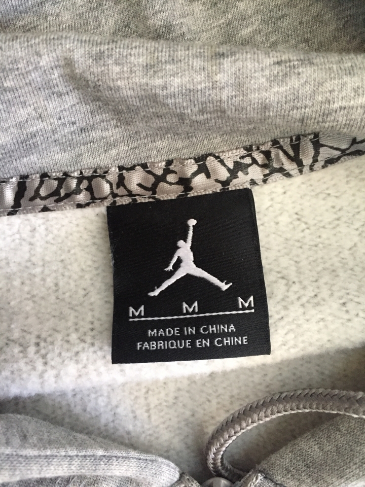 懇請各位大大幫驗Jordan與Nike tech fleece aw77灰棉外套