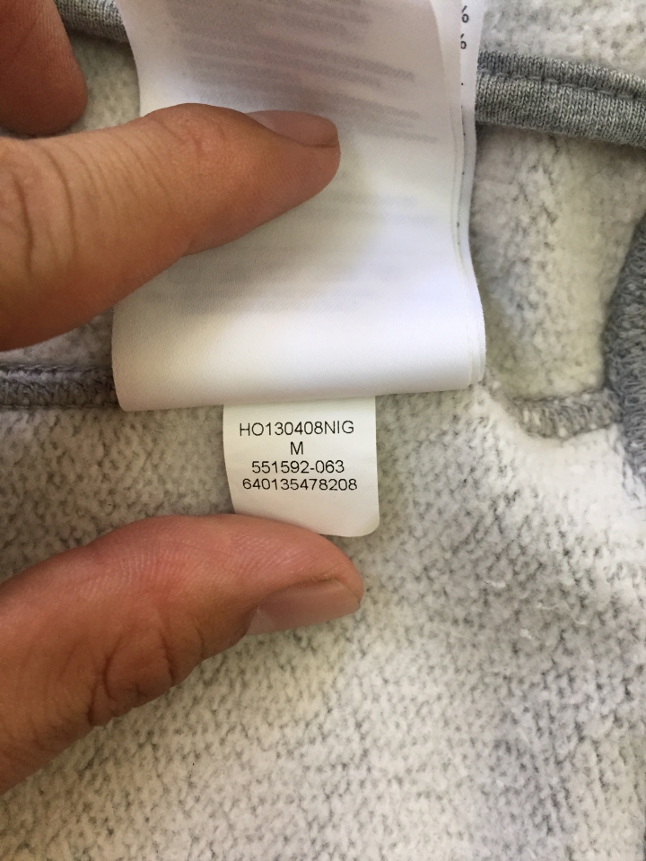 懇請各位大大幫驗Jordan與Nike tech fleece aw77灰棉外套
