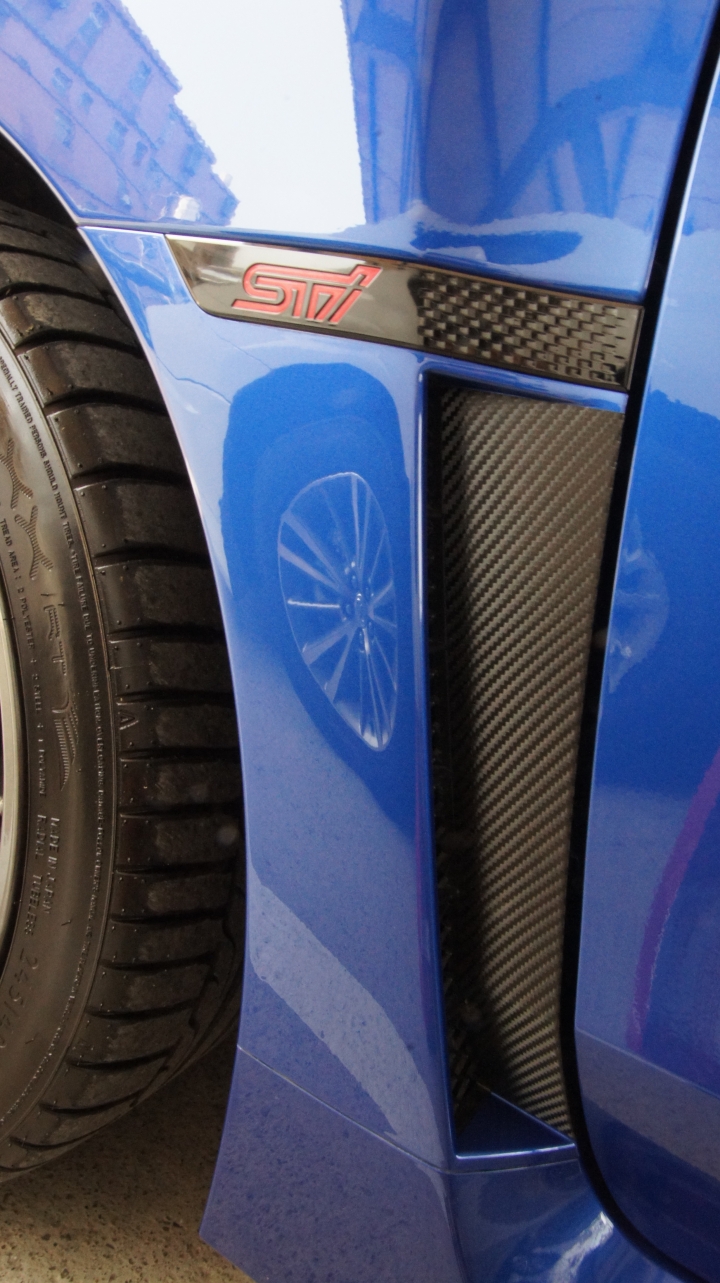 鎗林彈雨也要開箱 - MY17 WRX STi