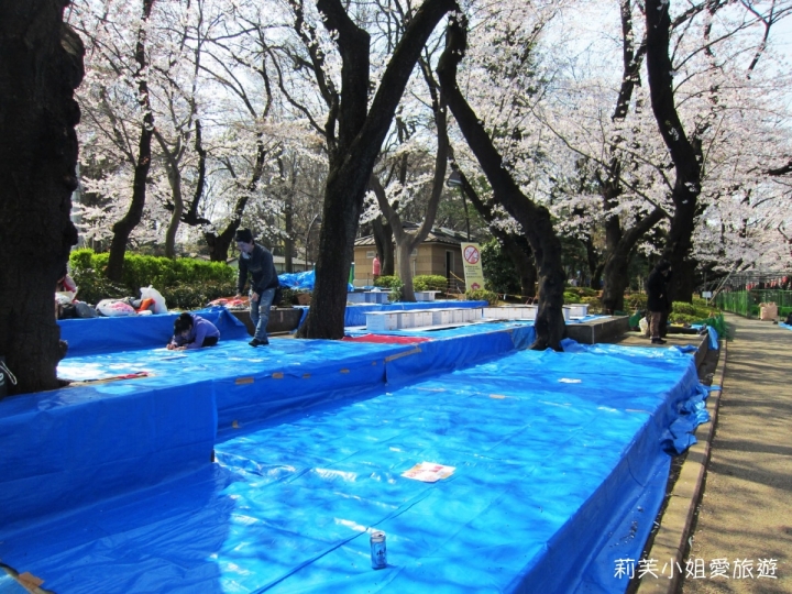 [美食] 日本 2017年賞櫻之東京上野恩賜公園欣賞櫻花飄雪 (上野站)