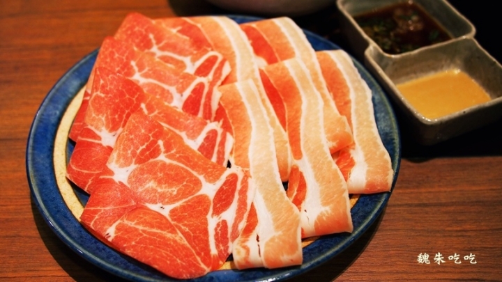 (食)台中 黑毛屋 乾杯系列x壽喜燒火鍋都好吃