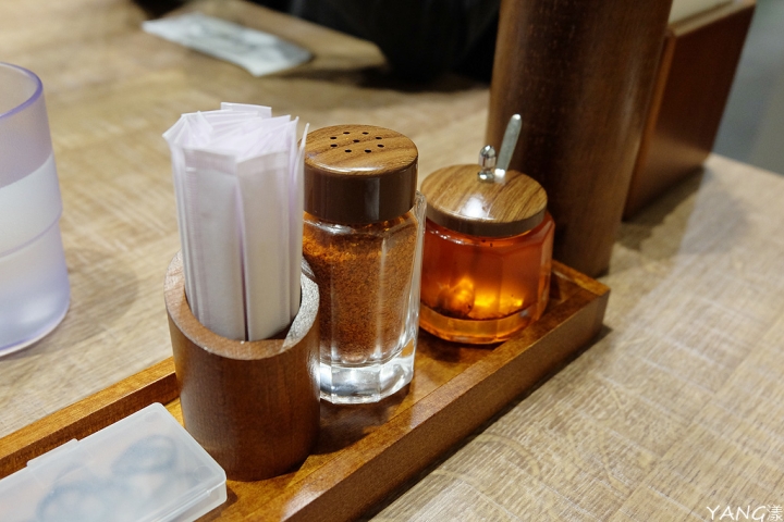 【拉麵】豚骨一燈來台，信義區再添拉麵名店