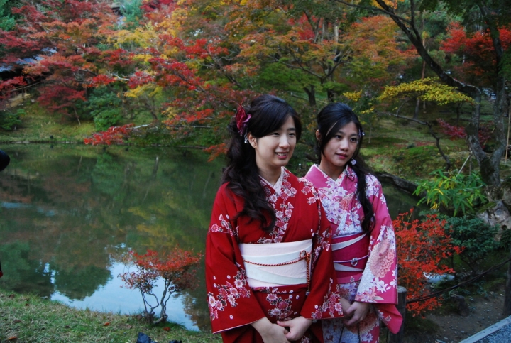 <日本>2011自私之日本行~清水寺岡本和服體驗、八坂神社、花見小路